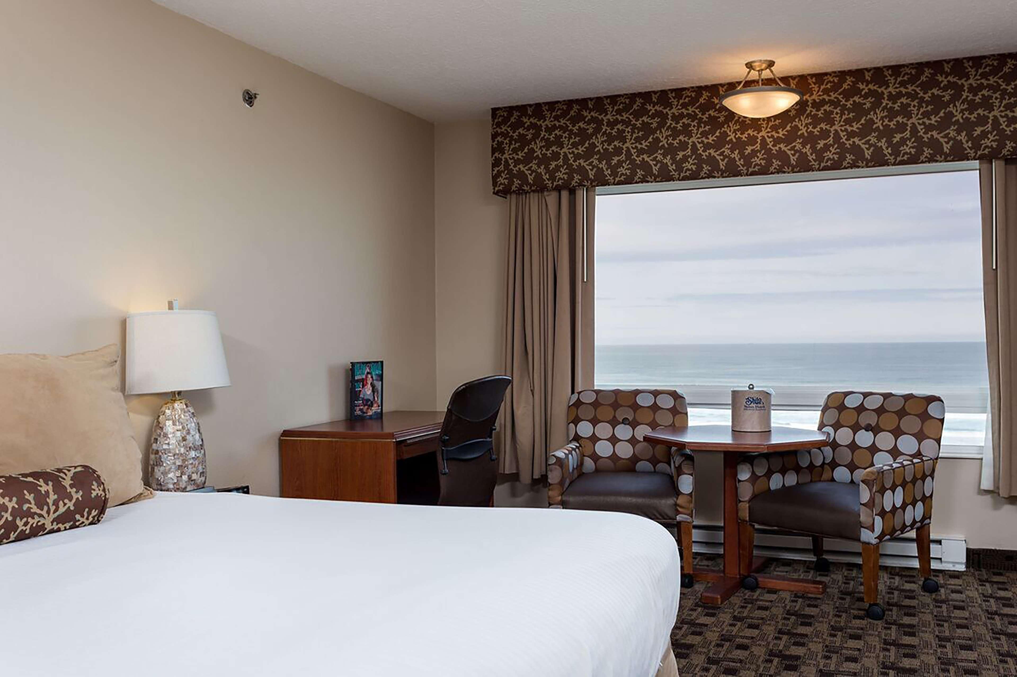 Shilo Inn Suites Tour de Newport Extérieur photo